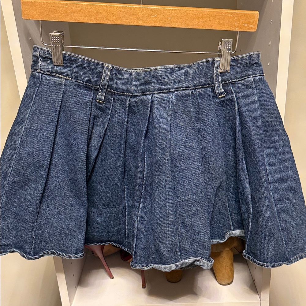 Le Lis Blue Denim Mini Skirt